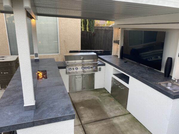 Just BBQ Grills - BBQ Island - 3 Piece TV Island With Roof and Gallery_3